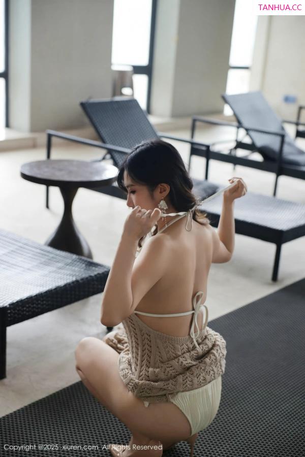   [XiuRen]高清写真图 2025.12.31 No.11182 小肉肉咪 性感比基尼第17张图片